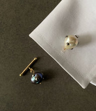 Load image into Gallery viewer, Barbell Mixed Baroque Pearl Cufflinks in 18K Gold