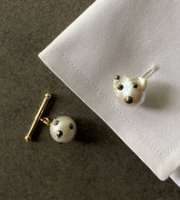 Load image into Gallery viewer, Barbell White Baroque Pearl Cufflinks in 18K Gold