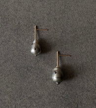 Load image into Gallery viewer, The Petite Collection Short Straight Drop Fixed Tahitian Baroque Pearl Earrings