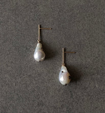 Load image into Gallery viewer, The Petite Collection Short Straight Drop Articulated White Baroque Pearl Earrings