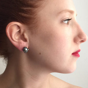 Black Pearl Stud Earrings