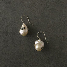 Load image into Gallery viewer, French Drop Fixed Baroque Pearl Earrings
