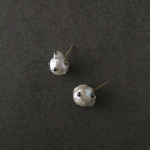Load image into Gallery viewer, White Pearl Stud Earrings